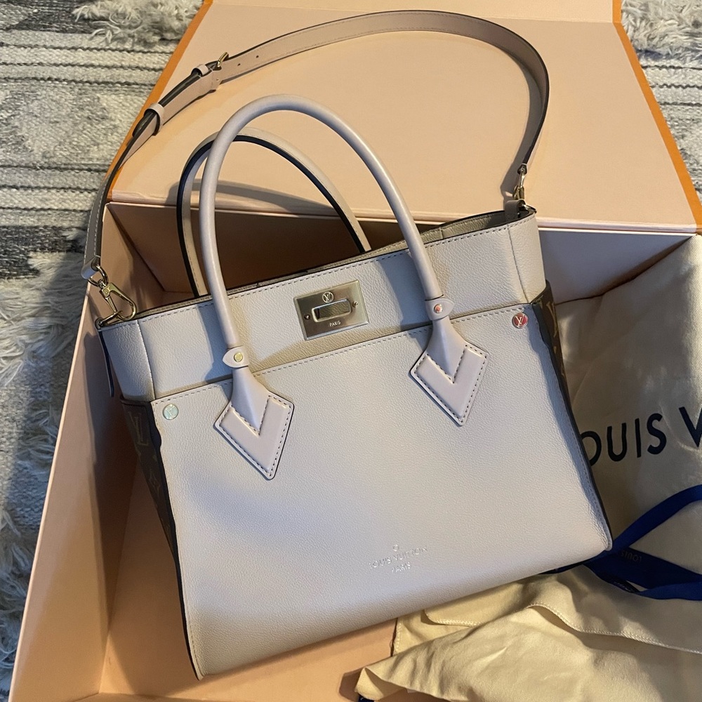 Authentic Louis Vouitton